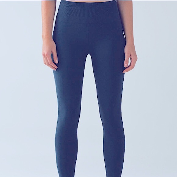 Lululemon Flow And Go Tights - Picture 3 of 6